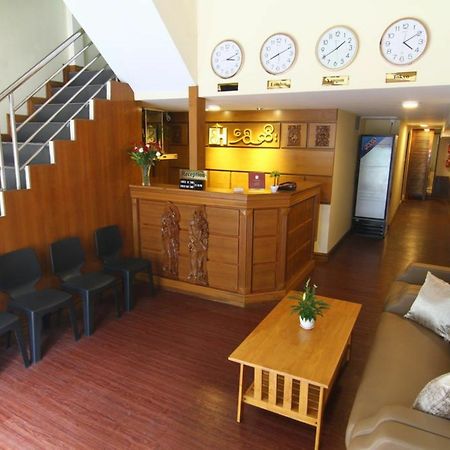 Shwe Htee Guest House ย่างกุ้ง ภายนอก รูปภาพ